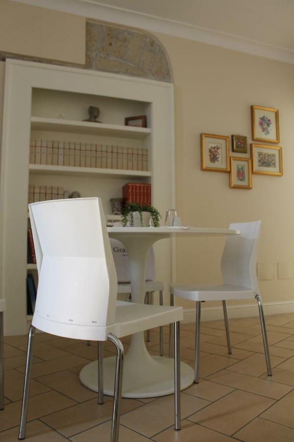 Il Portoncino Bed & Breakfast Naples Exterior photo