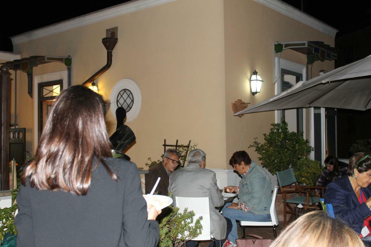 Il Portoncino Bed & Breakfast Naples Exterior photo